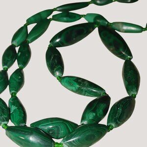 Necklace Vintage Malachite Tumbled Natural Stone 64 g Green Brass Barrel Clasp